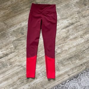 Victoria’s Secret Sport Knockout Leggings SMALL